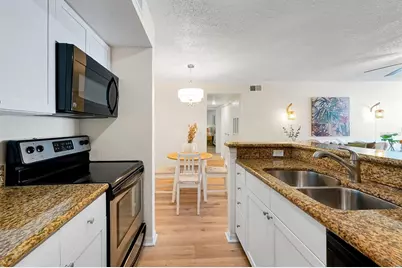 5156 Conroy Road #26, Orlando, FL 32811 - Photo 9