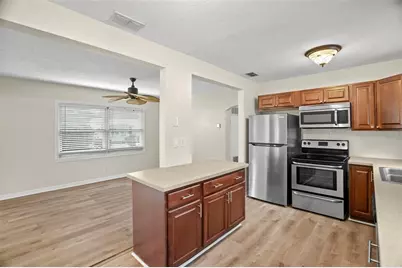 446 37th Avenue NE, Saint Petersburg, FL 33704 - Photo 9