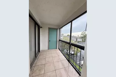 2030 Cascades Boulevard #303, Kissimmee, FL 34741 - Photo 11
