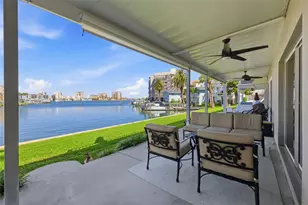 400 Larboard Way, Clearwater Beach, FL 33767 - Photo 19