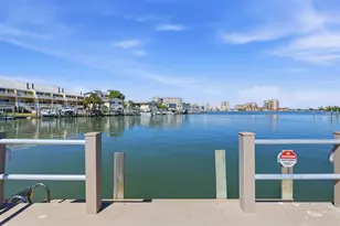 400 Larboard Way, Clearwater Beach, FL 33767 - Photo 5