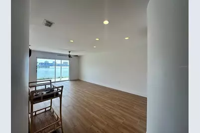 400 Larboard Way #105, Clearwater Beach, FL 33767 - Photo 9