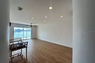 400 Larboard Way, Clearwater Beach, FL 33767 - Photo 9