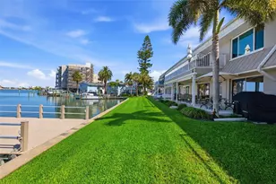 400 Larboard Way, Clearwater Beach, FL 33767 - Photo 3