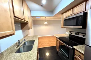2880 Plaza Terrace Dr, Orlando, FL 32803 - Photo 7