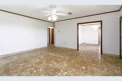211 Lakeshore Boulevard, Saint Cloud, FL 34769 - Photo 13