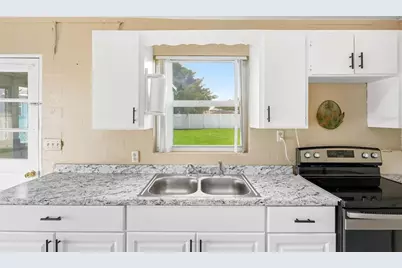 211 Lakeshore Boulevard, Saint Cloud, FL 34769 - Photo 51
