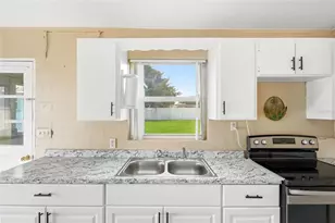 211 Lakeshore Blvd, Saint Cloud, FL 34769 - Photo 51
