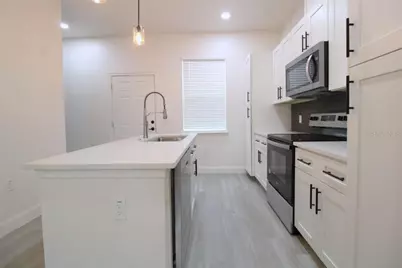 1320 Noble Place, Orlando, FL 32801 - Photo 5