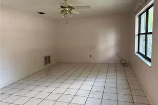 2479 Kimberly Dr, Deltona, FL 32738 - Photo 3