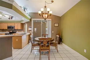 2672 Lake Jackson Cir, Apopka, FL 32703 - Photo 13