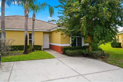 212 Ocean Bluff Drive, Poinciana, FL 34759 - Photo 1
