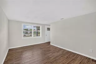 4706 S 87th St, Tampa, FL 33619 - Photo 5