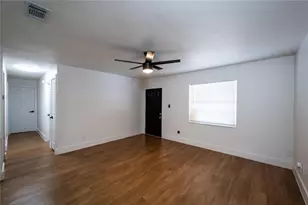 5248 King St, Zephyrhills, FL 33542 - Photo 25