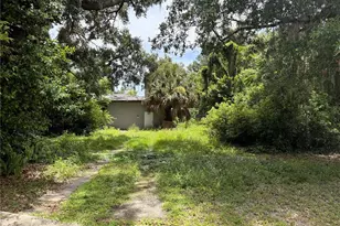 1804 S Maple Ave, Sanford, FL 32771 - Photo 1