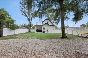 732 E Orange Ave, Eustis, FL 32726 - Photo 31