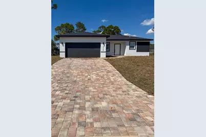 824 Hanover Avenue, Sebring, FL 33872 - Photo 1