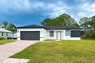 824 Hanover Ave, Sebring, FL 33872 - Photo 1