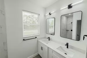 824 Hanover Ave, Sebring, FL 33872 - Photo 3