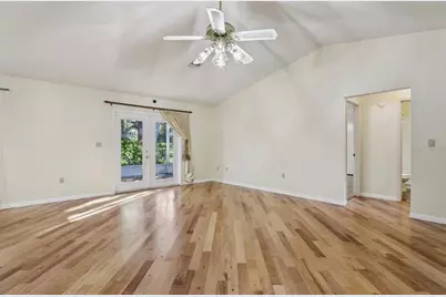 304 Brigadoon Circle, Leesburg, FL 34788 - Photo 5