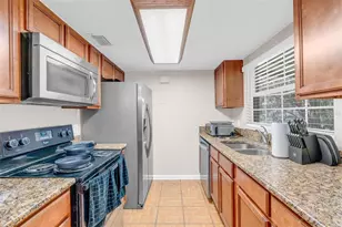 2510 Driftwood Dr, Fern Park, FL 32730 - Photo 9
