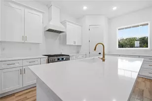 3890 SE 139 Terrace, Morriston, FL 32668 - Photo 11