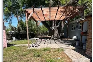 2400 S Laurel Ave, Sanford, FL 32771 - Photo 13