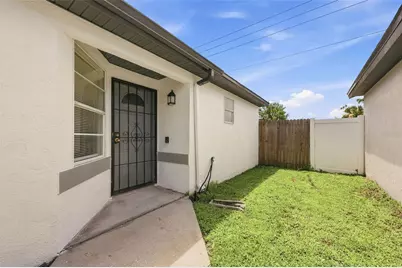 5230 Florida Holly Drive, Orlando, FL 32811 - Photo 3