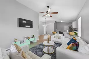 5230 Florida Holly Dr, Orlando, FL 32811 - Photo 11