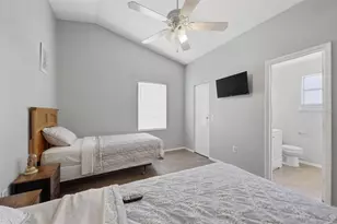 5230 Florida Holly Dr, Orlando, FL 32811 - Photo 15