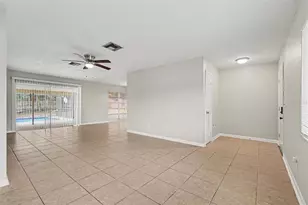 7170 Holiday Dr, Spring Hill, FL 34606 - Photo 5