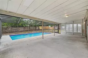 7170 Holiday Dr, Spring Hill, FL 34606 - Photo 13