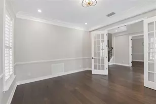 5105 W Neptune Way, Tampa, FL 33609 - Photo 19