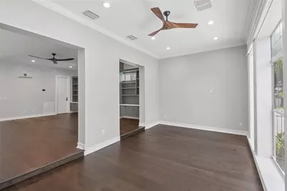 5105 W Neptune Way, Tampa, FL 33609 - Photo 23