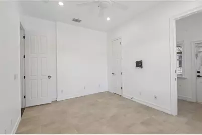 5105 W Neptune Way, Tampa, FL 33609 - Photo 31