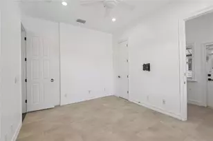 5105 W Neptune Way, Tampa, FL 33609 - Photo 31