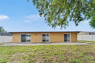 7612 Dale Dr, Port Richey, FL 34668 - Photo 15