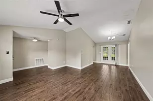 8009 Pagoda Dr, Spring Hill, FL 34606 - Photo 3