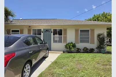121 Bay Street, Tarpon Springs, FL 34689 - Photo 3