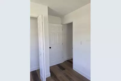 121 Bay Street, Tarpon Springs, FL 34689 - Photo 23