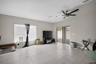 11202 Carrick Stone St, Wimauma, FL 33598 - Photo 3