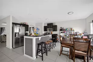11202 Carrick Stone St, Wimauma, FL 33598 - Photo 9