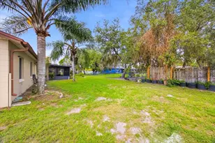 2266 Lake Lizzie Ct, Saint Cloud, FL 34771 - Photo 37