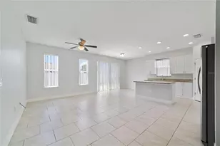 128 Willow Dr, Poinciana, FL 34759 - Photo 5