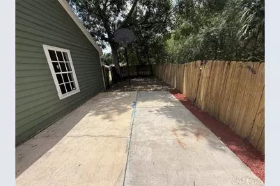 2232 NE 13th Avenue, Gainesville, FL 32641 - Photo 19