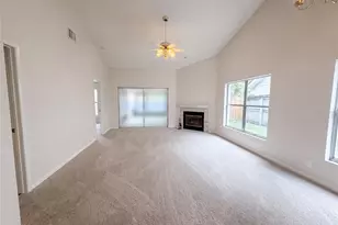 8613 Cottonway Ln, Tampa, FL 33635 - Photo 3