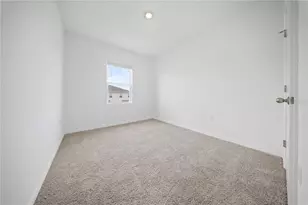4302 Butterscotch Cir, Lakeland, FL 33811 - Photo 11