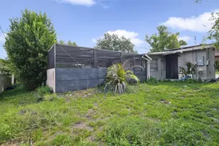 1460 E Lombardy Dr, Deltona, FL 32725 - Photo 27