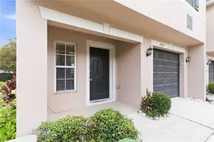 2825 Cliffe Ct, Oviedo, FL 32765 - Photo 3
