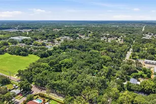 11211 Clay Pit Rd, Seffner, FL 33584 - Photo 1